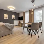 شقة 408 - Zakopianski Z Balkonem - Sauna & Jacuzzi & Plac Zabaw & Silownia