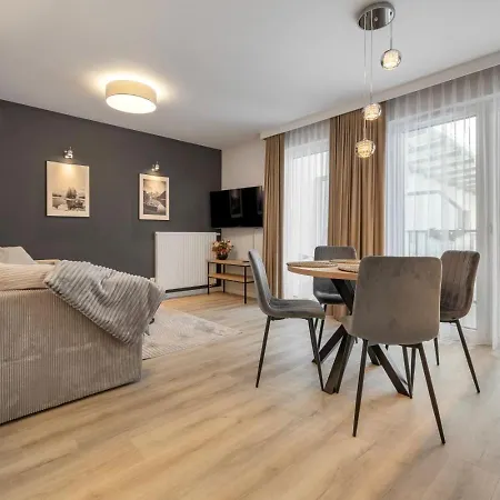 Апартаменты 408 - Zakopianski Z Balkonem - Sauna & Jacuzzi & Plac Zabaw & Silownia