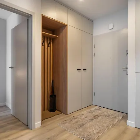 Z Balkonem 408 Sauna & Jacuzzi Apartamento *